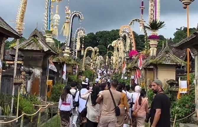 Penglipuran village lane, Bali